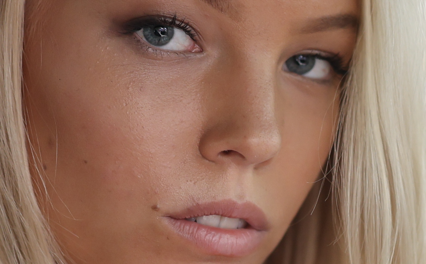 Closeup crop of a portrait of blonde model taken with the Canon EOS R5 II