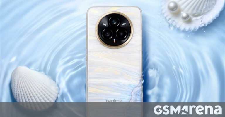 Innovative Realme 14 Pro+ Unveiled with Revolutionary Cold-Sensitive Color-Changing Display Technology