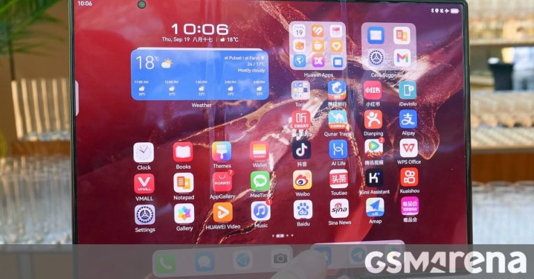 Breakthrough Unfolds: Samsung Reveals Groundbreaking Tri-Fold Smartphone Coming This Year