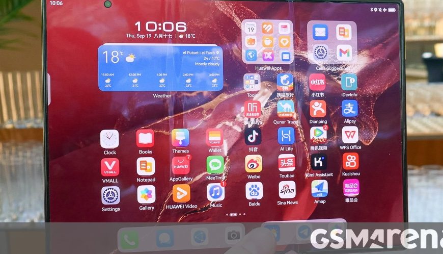 Breakthrough Unfolds: Samsung Reveals Groundbreaking Tri-Fold Smartphone Coming This Year