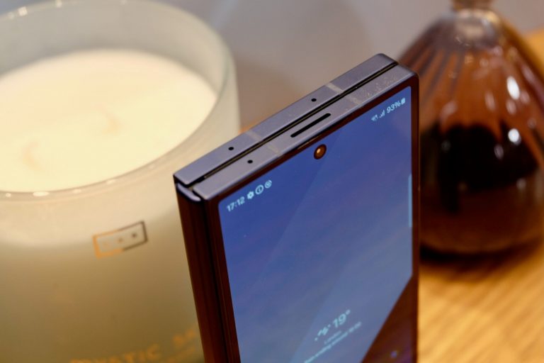 Samsung Unveils Revolutionary Tri-Fold Foldable Phone at CES: The Future of Mobile Technology