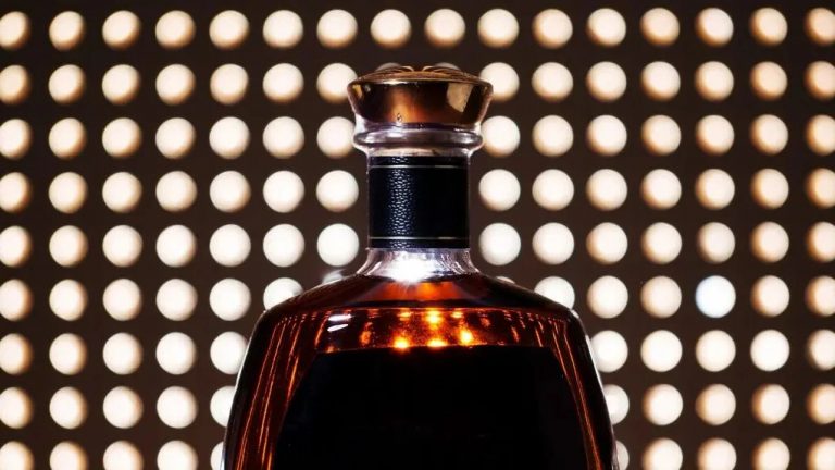 Whiskey Experts Just Declared This $50 Bottle the World’s Best Bourbon