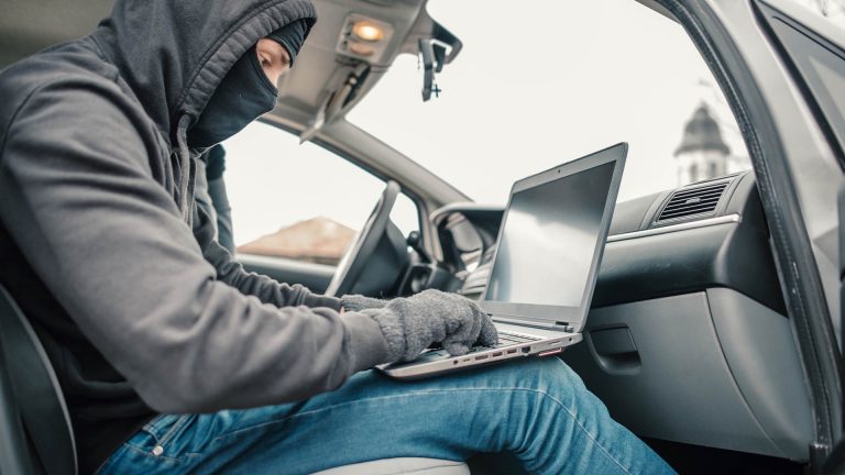 Hackers’ Secret Exploit Exposes Millions of Kias to Tracking and Control Using Just a License Plate