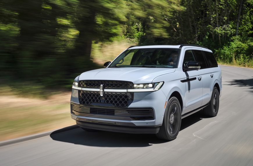 The 2025 Lincoln Navigator Takes…