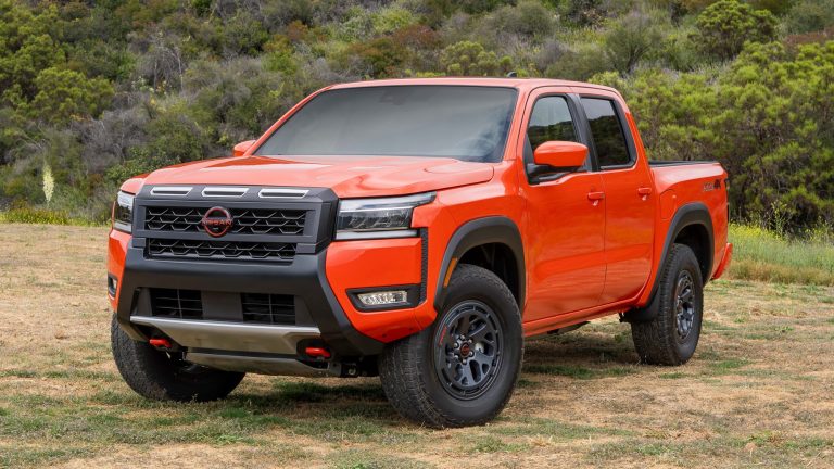 2025 Nissan Frontier Refreshed With Long Bed Trims, 7,150-LB Tow Rating