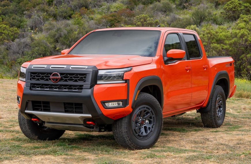 2025 Nissan Frontier Refreshed With Long Bed Trims, 7,150-LB Tow Rating