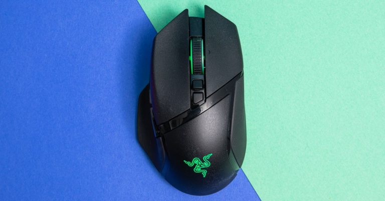 Razer’s Basilisk V3 Pro, one of our favorite gaming mice, is $30 off