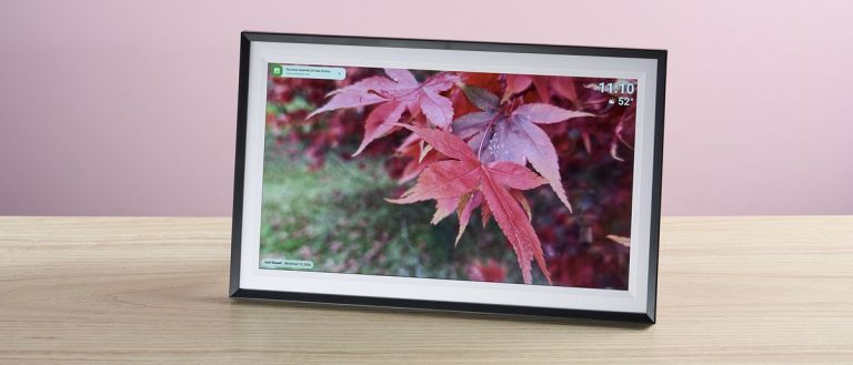 Stunning WiFi Photo Frame Showcase: Arzopa Digital Picture Frame 15.6-inch Review