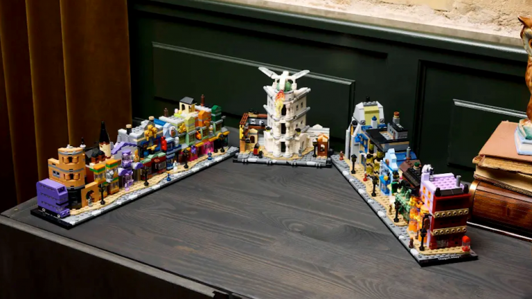 Unlock the Magic of Diagon Alley with this Massive 2,750-Piece Lego Harry Potter Set