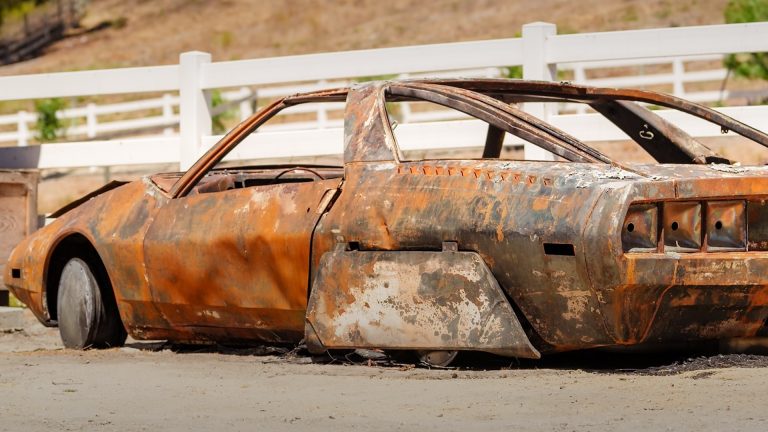 Here’s What’s Left of the Only Ford Ghia Probe I Concept After Its Trailer Fire