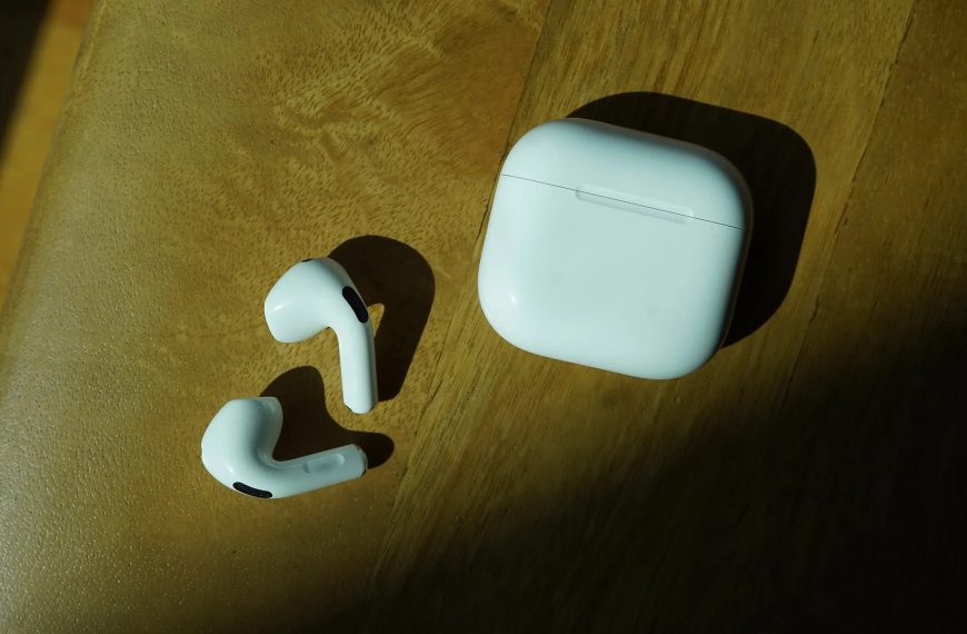 Power Up with the Best Deal: Apple’s Affordable AirPods Might Just Be the Ones to Beat