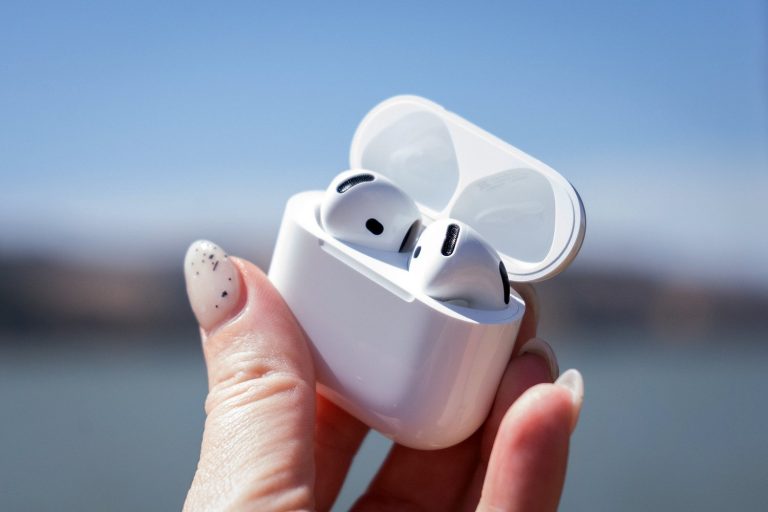 Silence the Noise: Unboxing Apple AirPods 4 Review