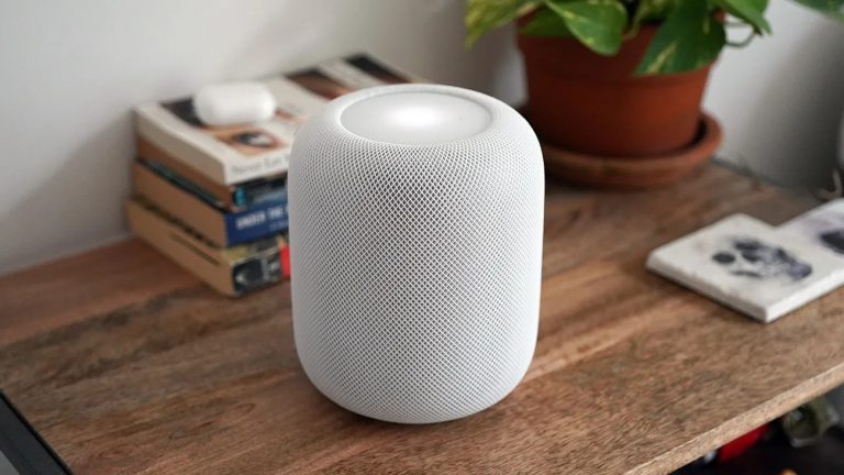 Revitalizing Smart Speakers: How Apple’s Game-Changing Update Transformed the HomePod