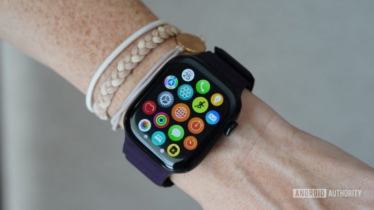 Apple Watch Compatible Apps for Android Devices: Meet the Trailblazing Counterpart