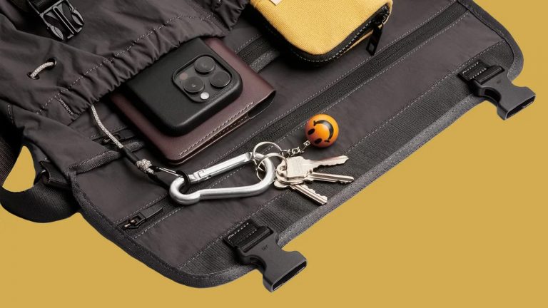 Ultra-Lightweight Messenger Bag for Laptops: Packing Power in a Portable Package