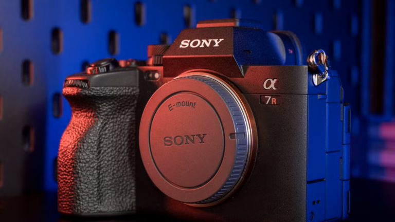 Unlock the Ultimate Photography Experience: Top-Rated Mirrorless Cameras of 2025