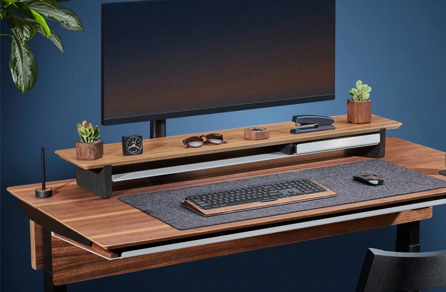 Rise to Power: Is the New Standing Desk Revolution the Ultimate Game-Changer?