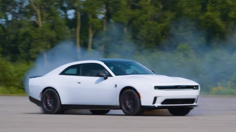 Electric Dodge Charger Daytona’s Fake Exhaust Sound Is Almost Unsettling