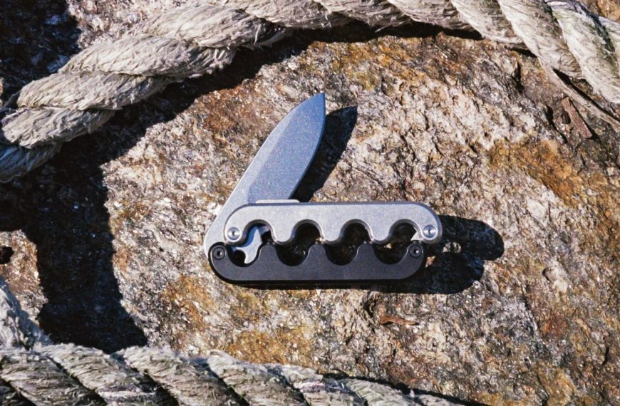 Mind-Blowing Pocket Knife Design Revolutionizes Easy Opening