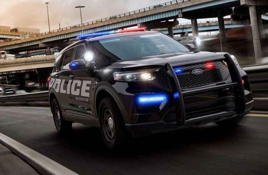 Ford Sidelines 85,000 Explorer Police Interceptors Due to Fire Risk