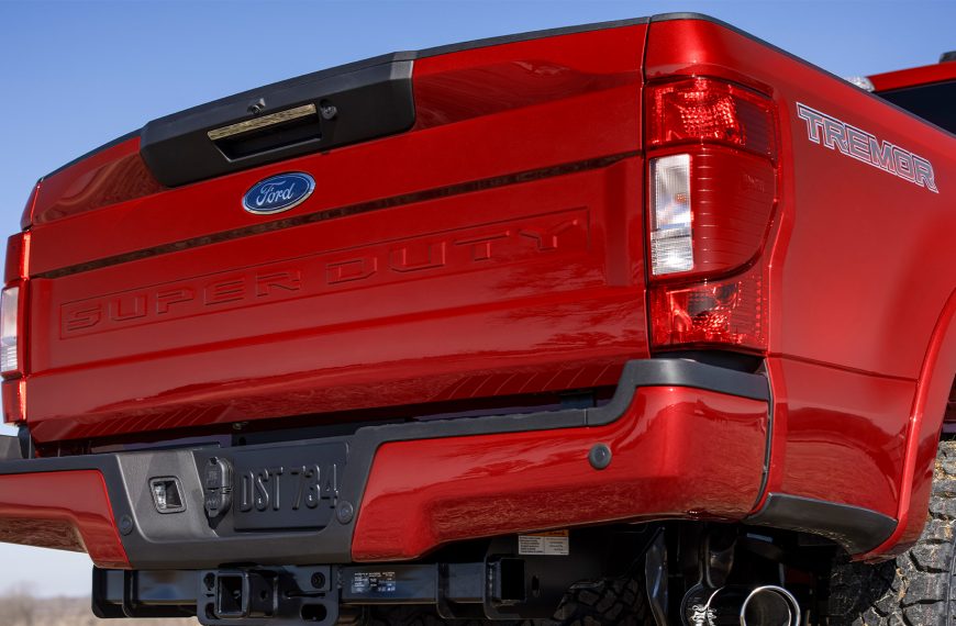 Ford Super Duty Taillight Thieves…