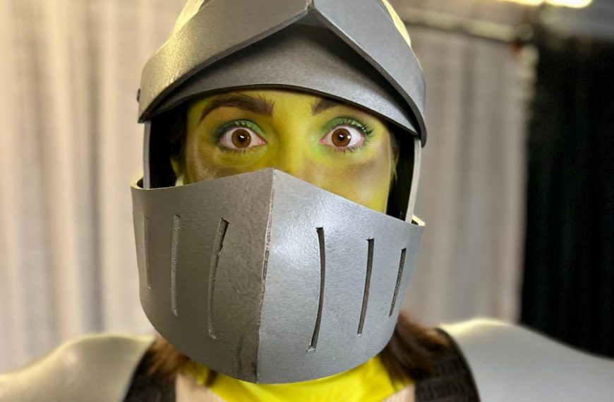 Mega YouTuber Surprises Fans with Jaw-Dropping Shrek ASMR Makeover