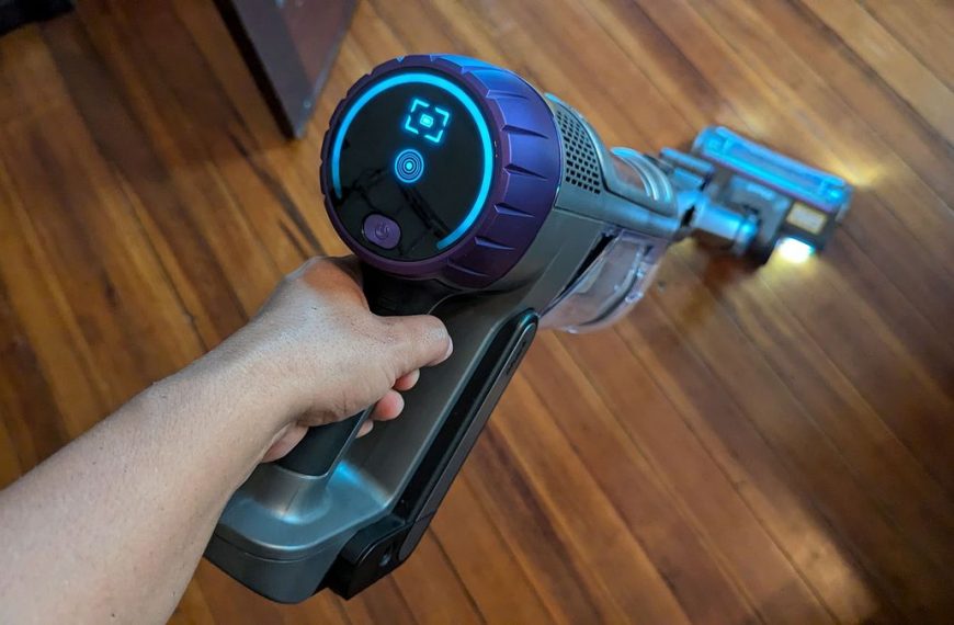 Unleash the Power of Cordless Cleaning: Shark PowerDetect Stick Vacuum Review