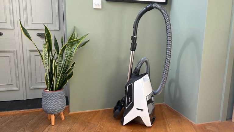 Miele Blizzard CX1 Vacuum Review: Unleash Unparalleled Cleaning Power