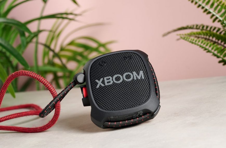 Crush the Noise: LG XBoom Go XG2T Bluetooth Speaker Review – Small but Fearsome for Any Environment