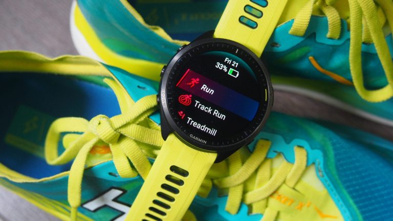 Garmin GPS Outage Causes Chaos for Runners: Finding Alternative Navigation Solutions