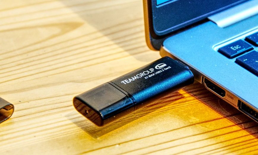 High-Speed Power: Teamgroup X1 Max 1TB USB SSD Review Unleashes Lightning-Fast Storage Performance