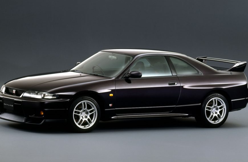 Nissan Almost Sold the R33…