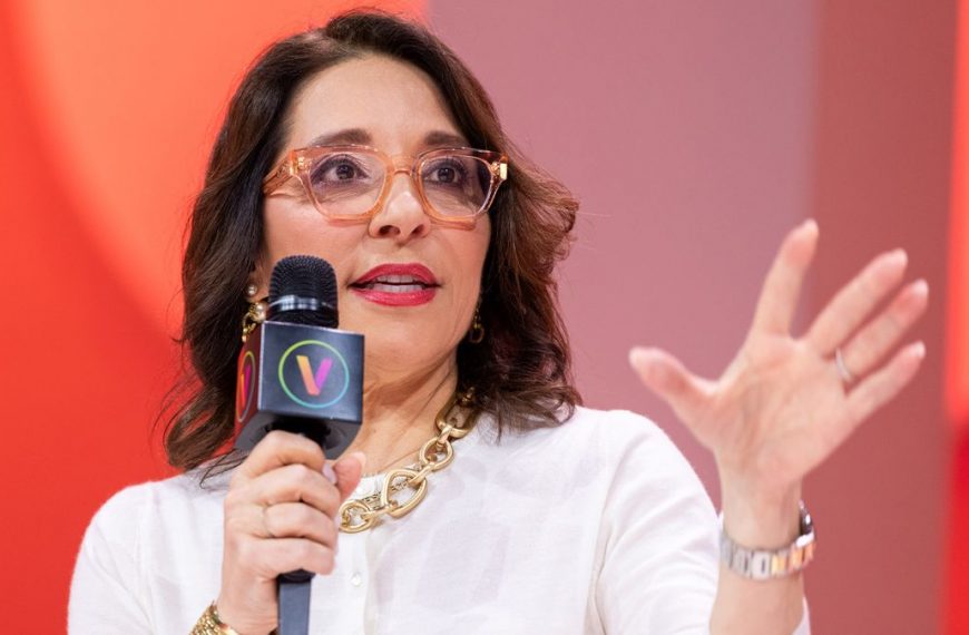 X CEO Linda Yaccarino’s Shocking No-Answer Keynote at CES 2025: What’s Behind the Hype?