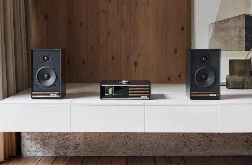 Revolutionizing Hi-Fi: British Audio Mastery Meets Retro Chic in Unparalleled StereoSound