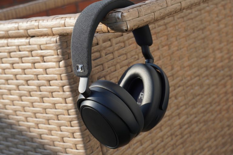 Studying in the library? These are the headphones you need