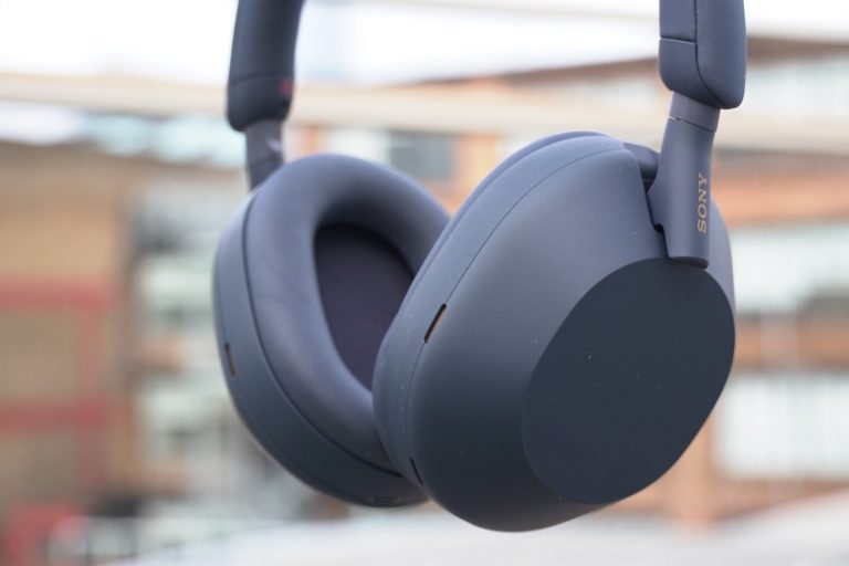 Sony’s top-end WH-1000XM5 headphones are more affordable than ever