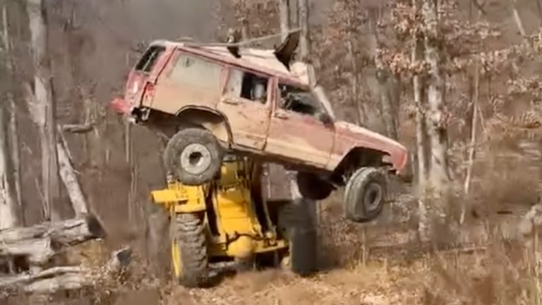 Off-Road Park Under Fire: Disgruntled Jeep Owner Sues for Damaging Mangled XJ During Trail Recovery