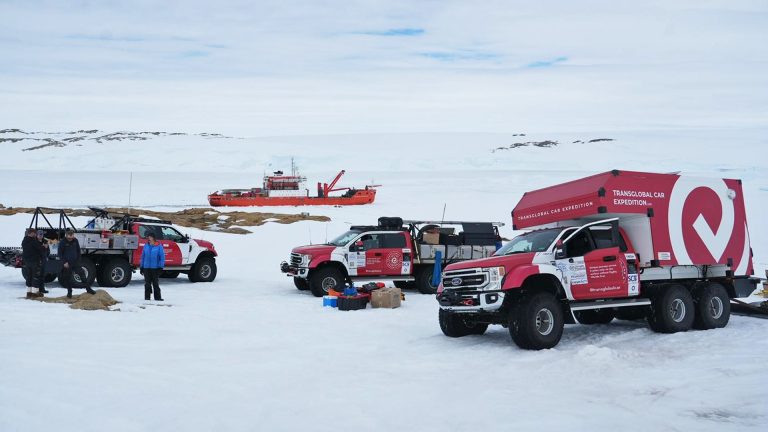 Rescue Mission in Extreme Conditions: Stuck Ford Super Duty in Antarctica Needs a Lifeline