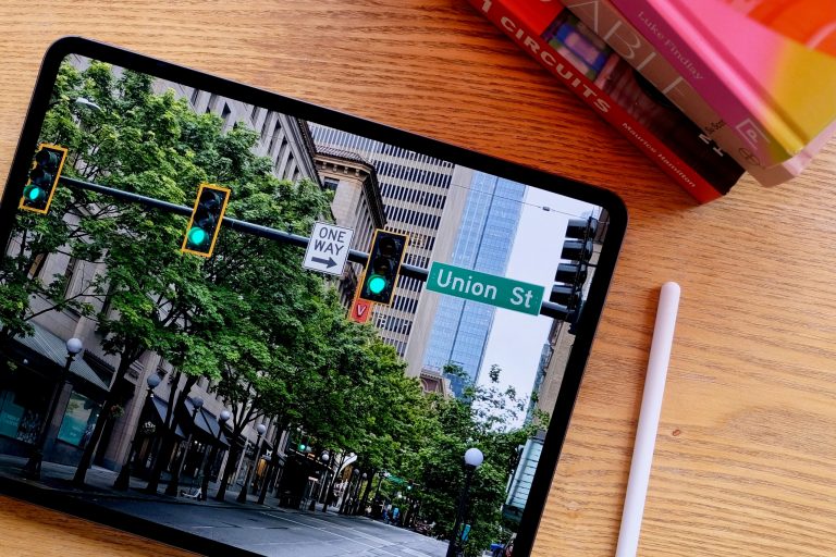 iPadOS 18 Debacle: Apple’s Flagship iPad Pro Hitting the Bricks