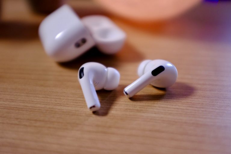 Boost Revolutionary Sound with AirPods Pro 3: Apple’s Masterstroke in Heart Rate Tracking?