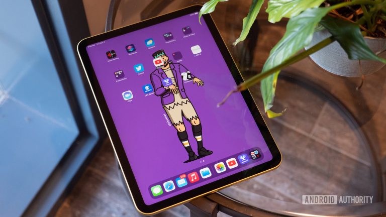 Deals: Apple iPad 9th and 10th generations are at all-time lows right now