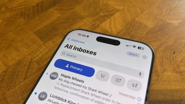 Revolutionize Your Inbox: How iOS 18.2’s Sleek New Mail App Totally Transformed My Digital Life