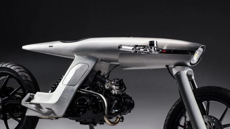 This Wild New Moto Resembles a Ray Gun and Gets a Mind-Blowing 156 Miles to the Gallon