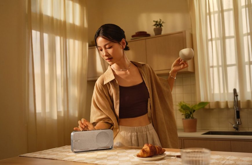 Bose Unveils Sleek SoundLink Home Speaker: Elevating Sound Quality and Style