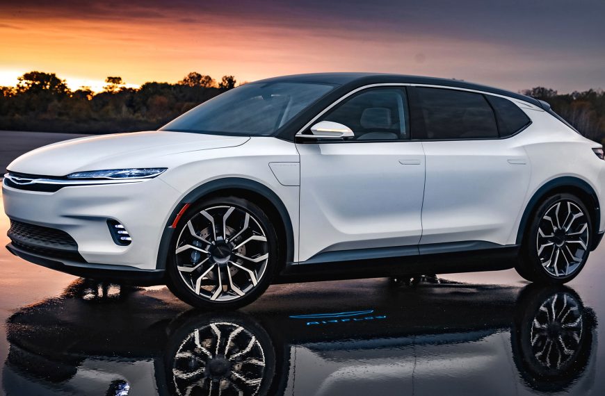 Shockwaves of Uncertainty: Chrysler Halts Electric SUV Development, Orders Suppliers to Halt Spending