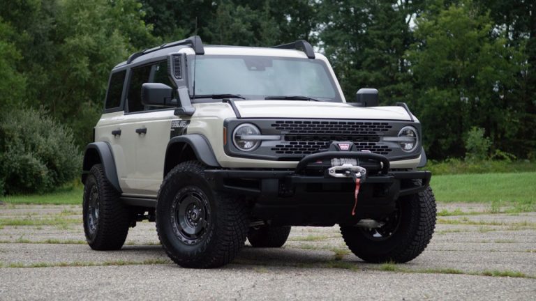 2022 Ford Bronco Everglades Review: Form Begets Function