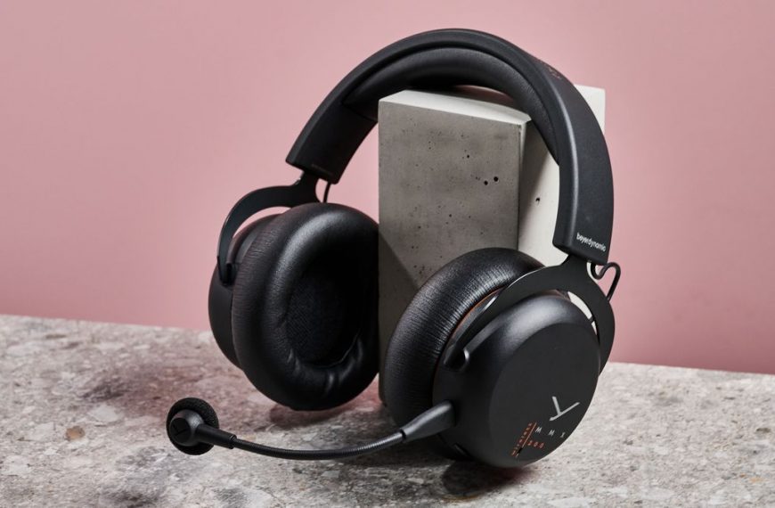 Unleashing a Symphony of Sound: Beyerdynamic MMX 200 Wireless Review for Gamers and More