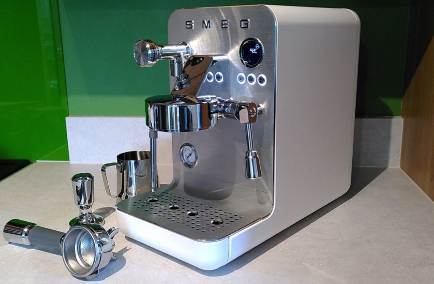 Expert-Grade Espresso at Home: Smeg Mini Pro Coffee Machine Review