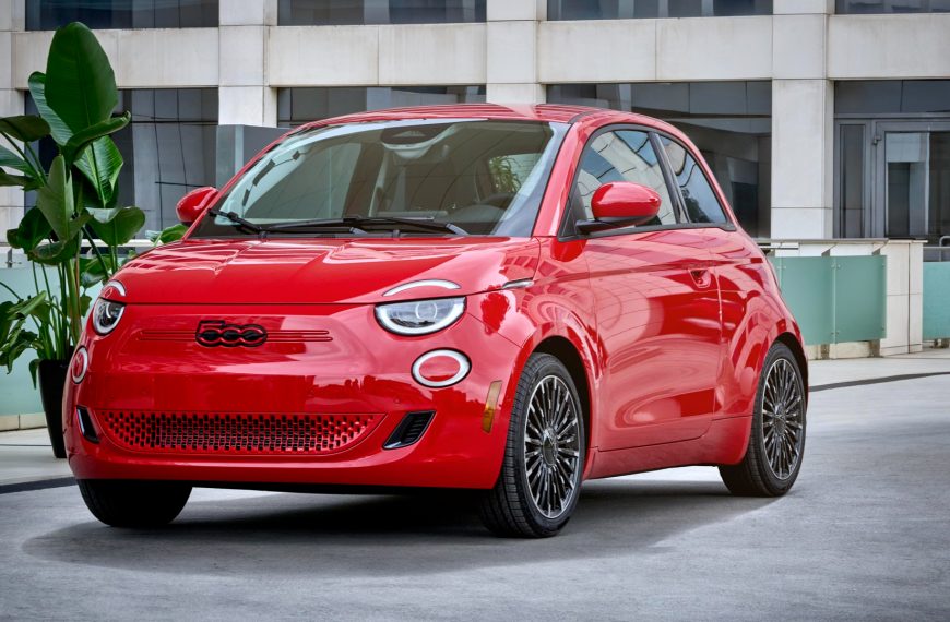 Fiat Halts 500e Production Amid Slump in Electric Car Sales Demand