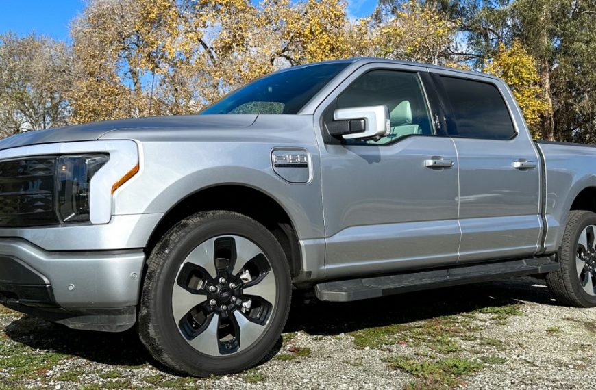 Unlock the Ultimate Pickup Truck Showdown: Ram 1500 REV vs Ford F-150 Lightning